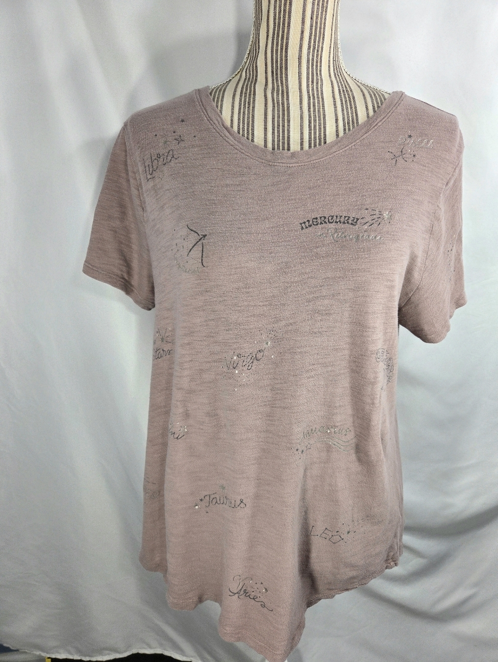 Old Navy Everywear Brown Metallic Horoscope Constellations Tee Shirt Size Large